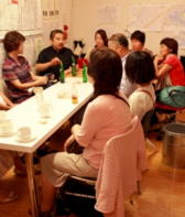 映画を見た後のお茶会の写真